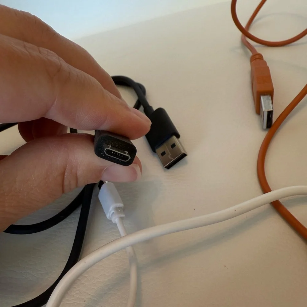 ❌Universal USB Charging Cable Set - Black, Orange, White